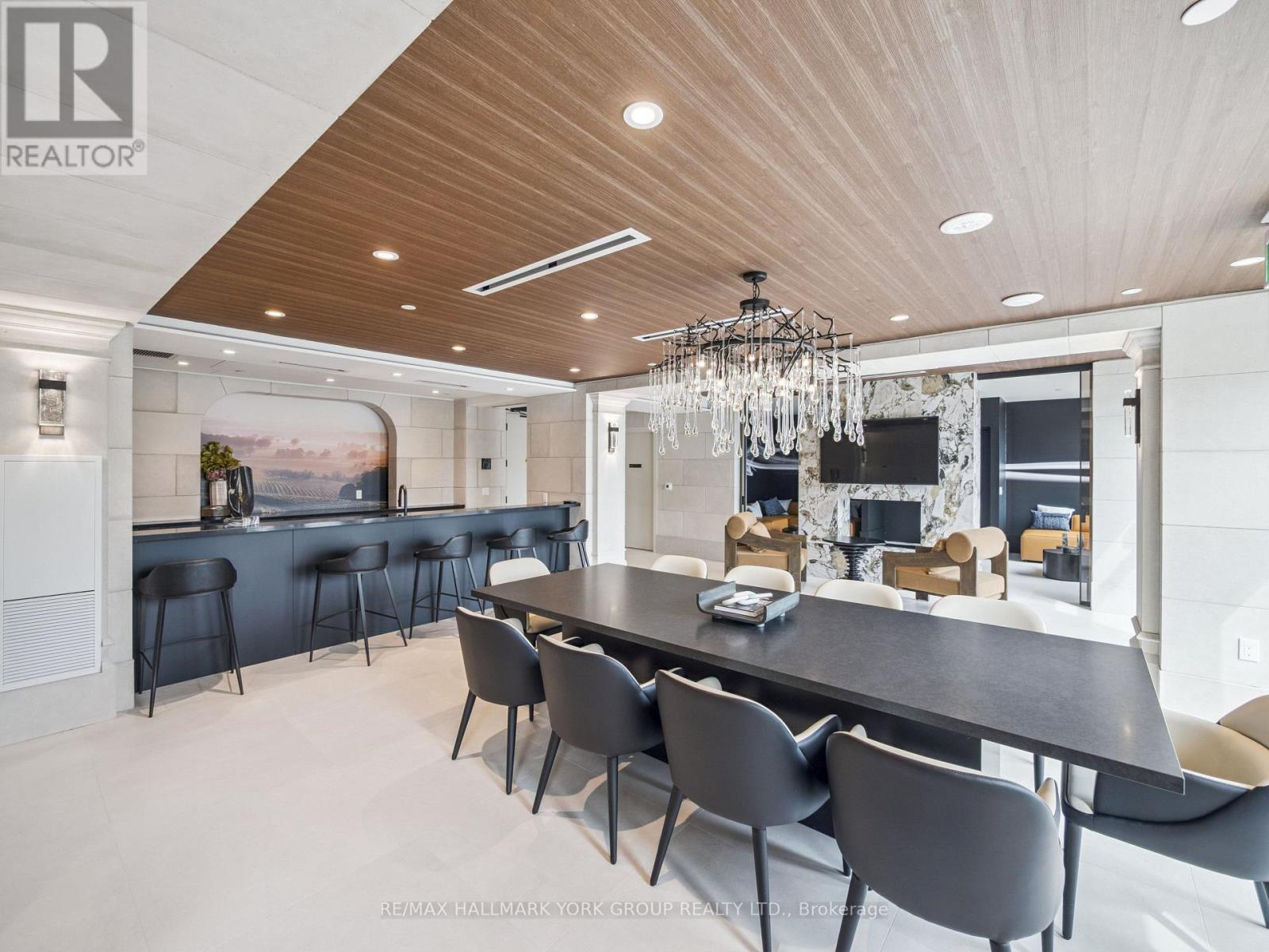 104 - 2075 King Road, King, Ontario  L7B 0R6 - Photo 41 - N12716994