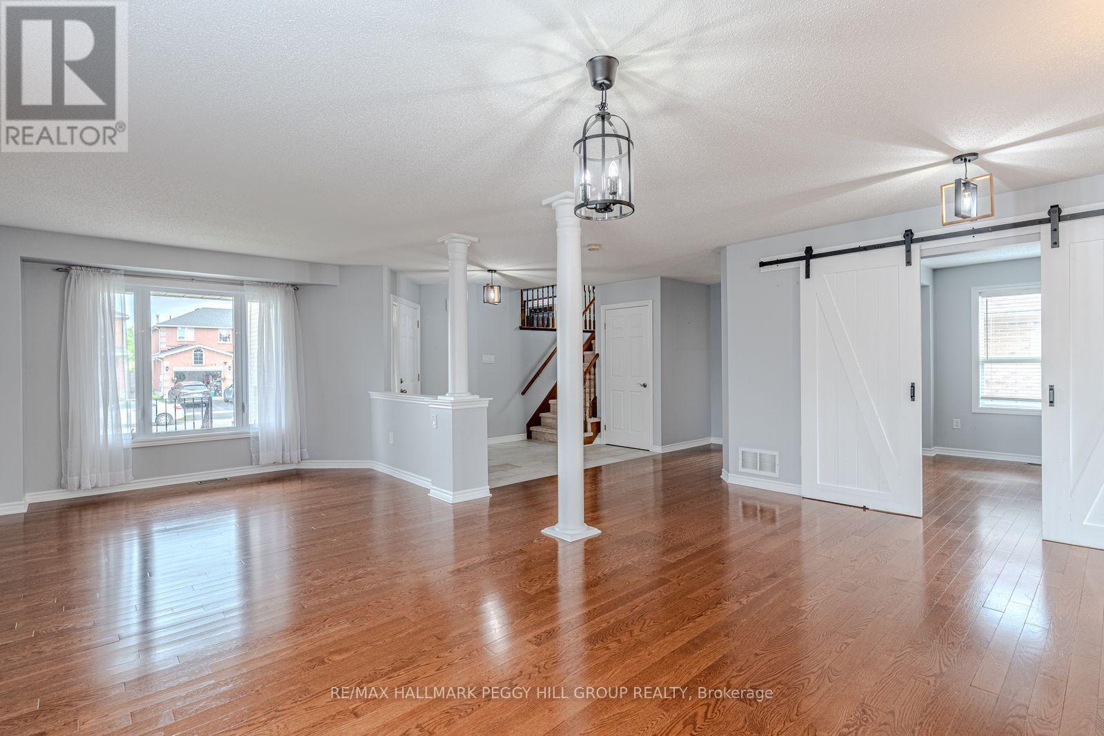 63 Wismer Avenue, Barrie, Ontario  L4N 9T9 - Photo 5 - S12716736