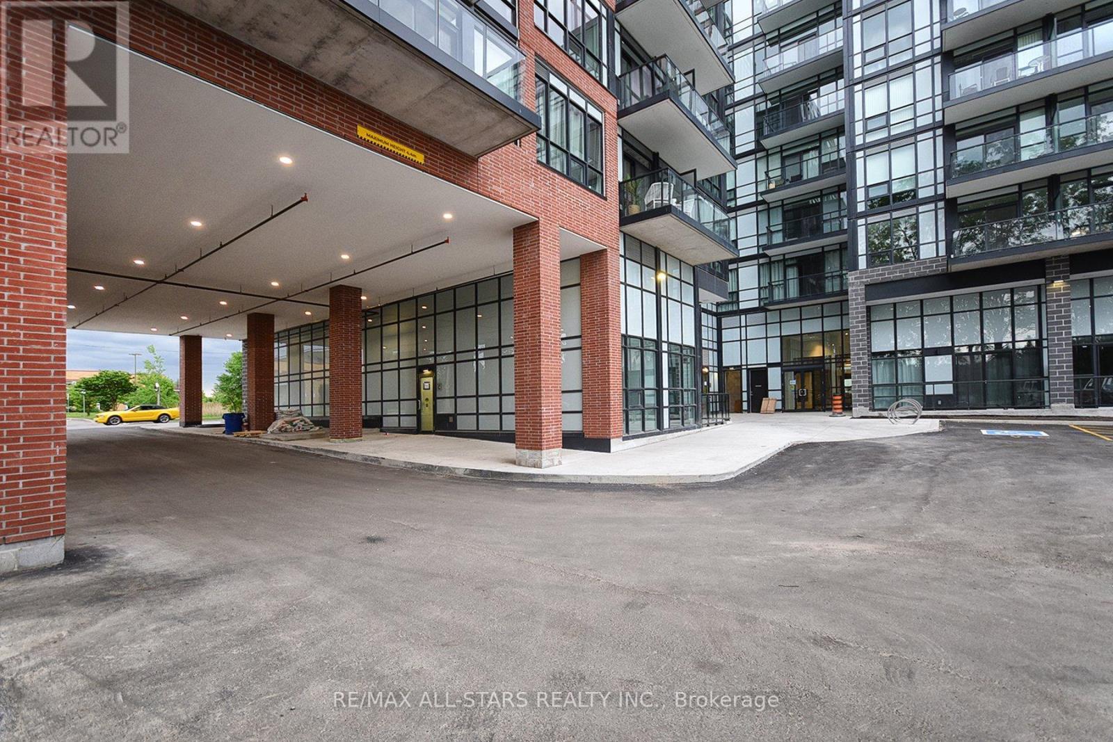 619 - 681 Yonge Street, Barrie, Ontario  L4N 4E8 - Photo 3 - S12717000