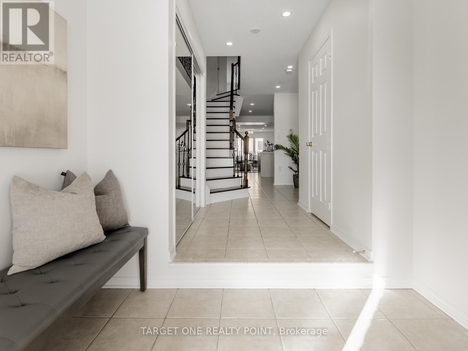 773 Gleeson Road, Milton, Ontario  L9T 0C1 - Photo 4 - W12715894