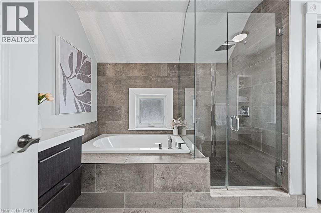 11 Heins Avenue, Kitchener, Ontario  N2G 1Z7 - Photo 31 - 40800005