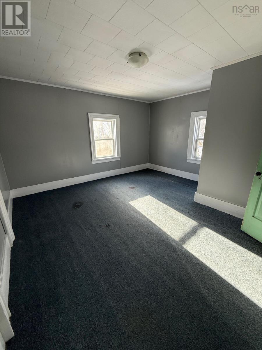 75 Cove Road, Conquerall Bank, Nova Scotia  B4V 0H8 - Photo 8 - 202601224