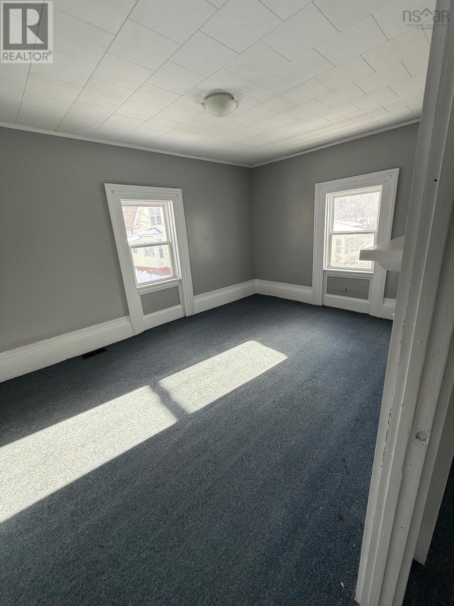 75 Cove Road, Conquerall Bank, Nova Scotia  B4V 0H8 - Photo 9 - 202601224