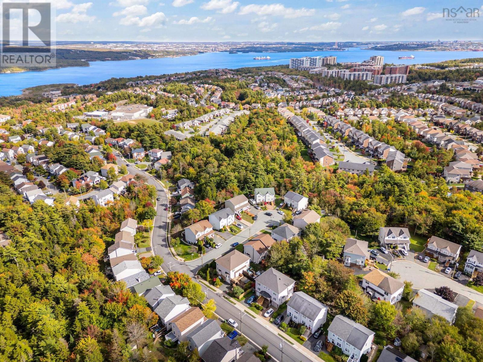 15 Peverill Court, Bedford, Nova Scotia  B4A 4G4 - Photo 4 - 202601225