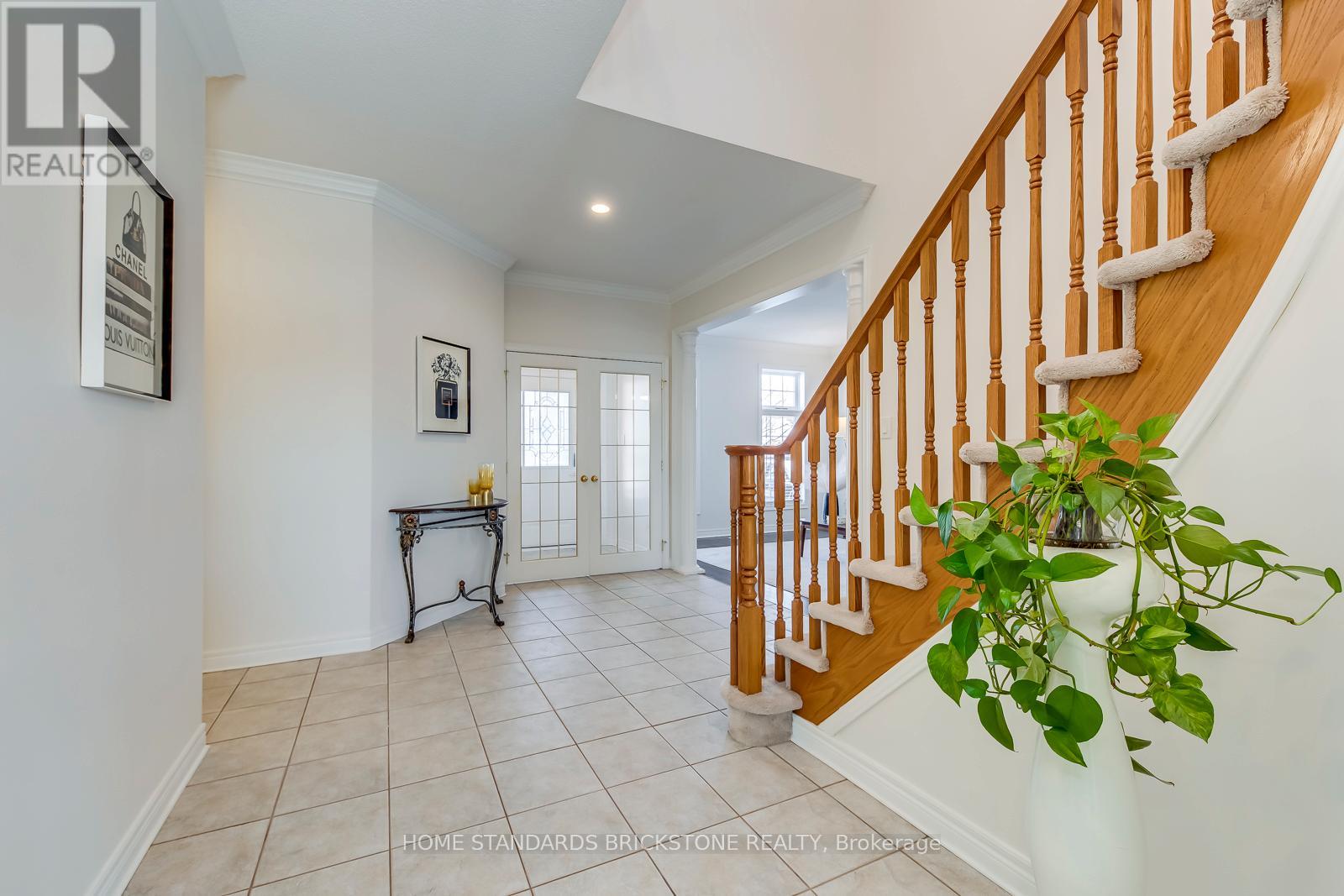 2120 Dalecroft Crescent, Burlington, Ontario  L7M 4B3 - Photo 9 - W12716742