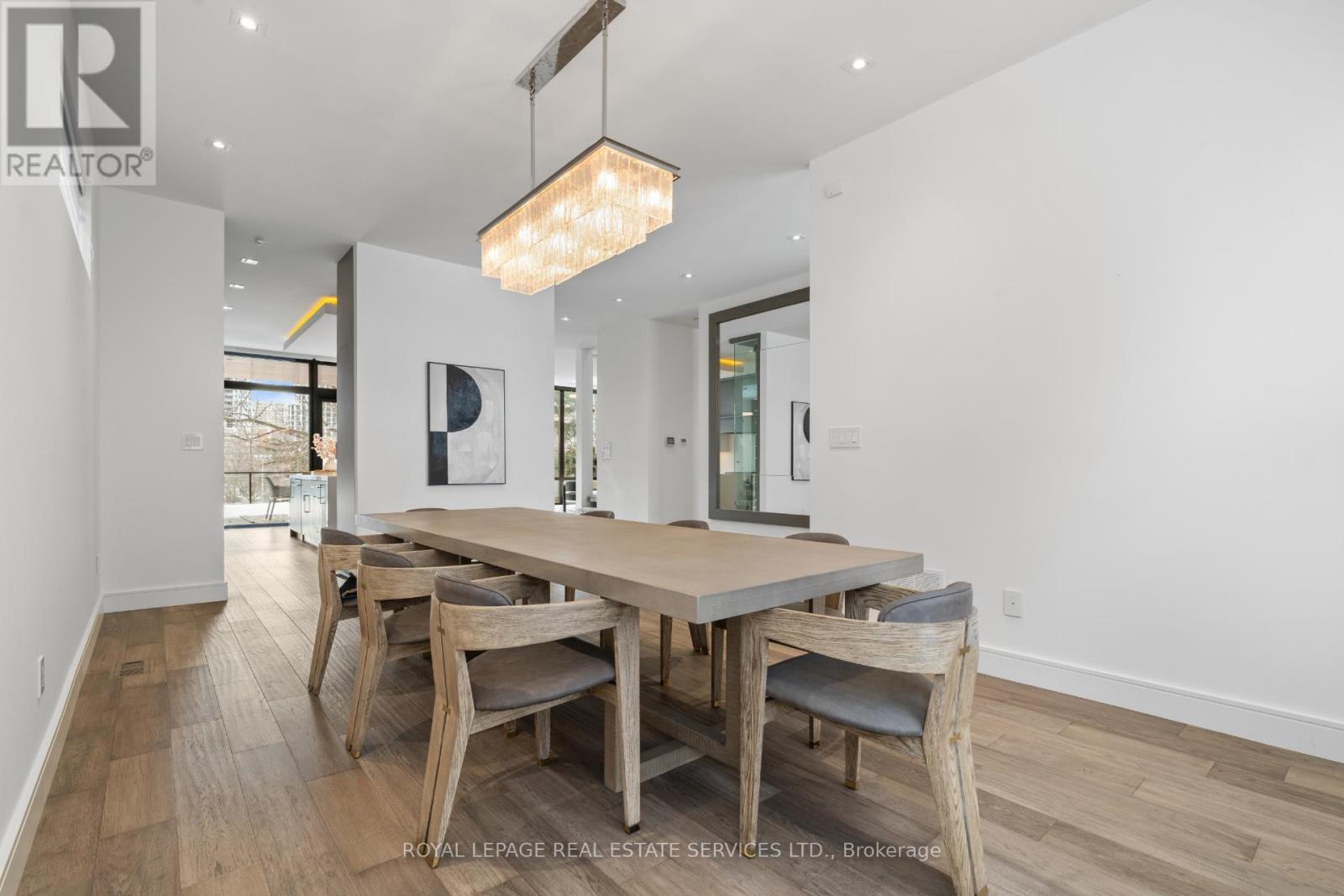 96 Montgomery Road, Toronto, Ontario  M9A 3N5 - Photo 14 - W12716792