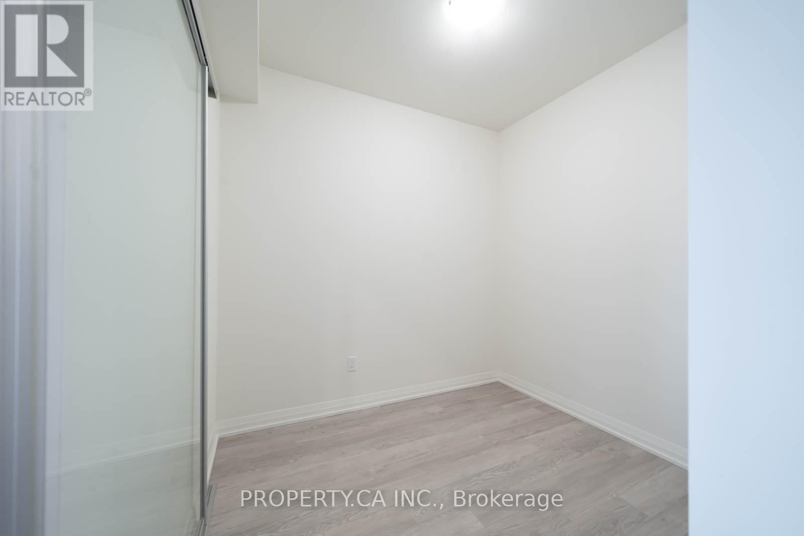 413 - 1415 Dundas Street E, Oakville, Ontario  L6H 7G1 - Photo 10 - W12716810