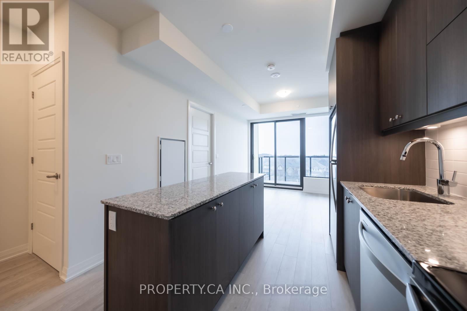 413 - 1415 Dundas Street E, Oakville, Ontario  L6H 7G1 - Photo 2 - W12716810