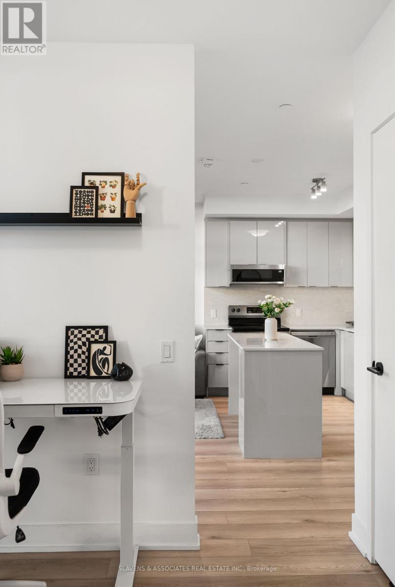 720 - 60 George Butchart Drive, Toronto, Ontario  M3K 0E1 - Photo 11 - W12716834