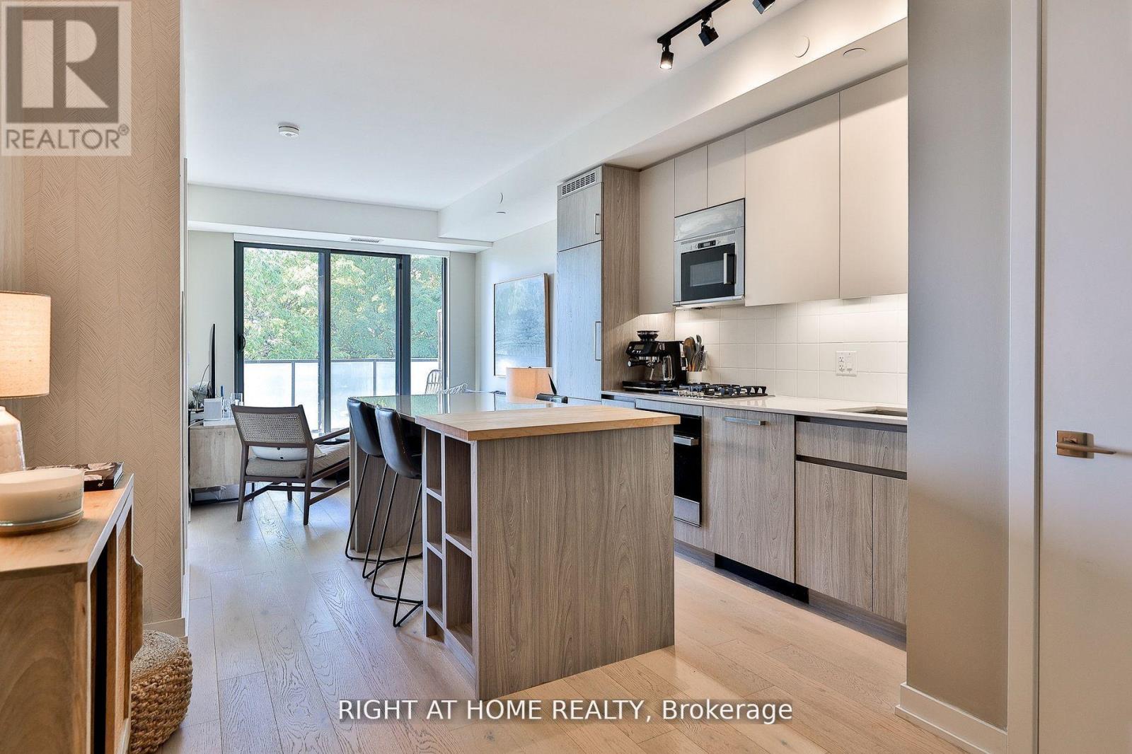 410 - 430 Roncesvalles Avenue, Toronto, Ontario  M6R 0A6 - Photo 7 - W12716848