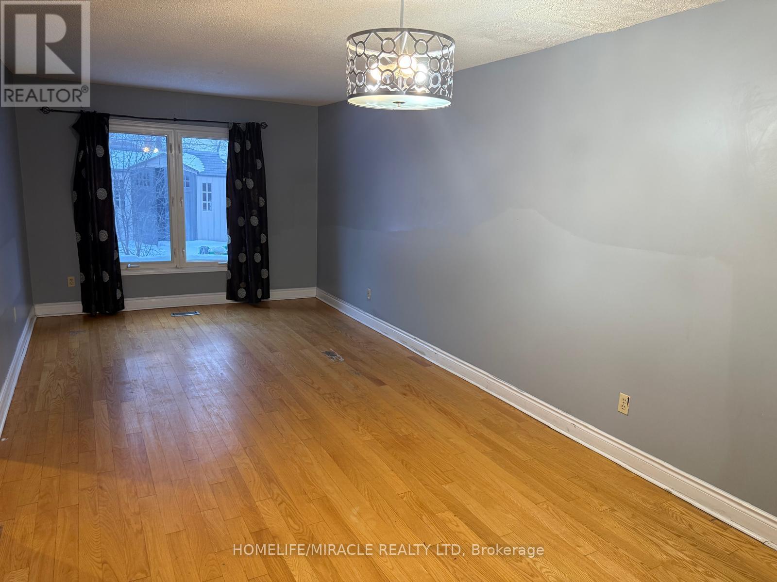 32 Hendricks Crescent, Brampton, Ontario  L6Y 4L2 - Photo 13 - W12716874