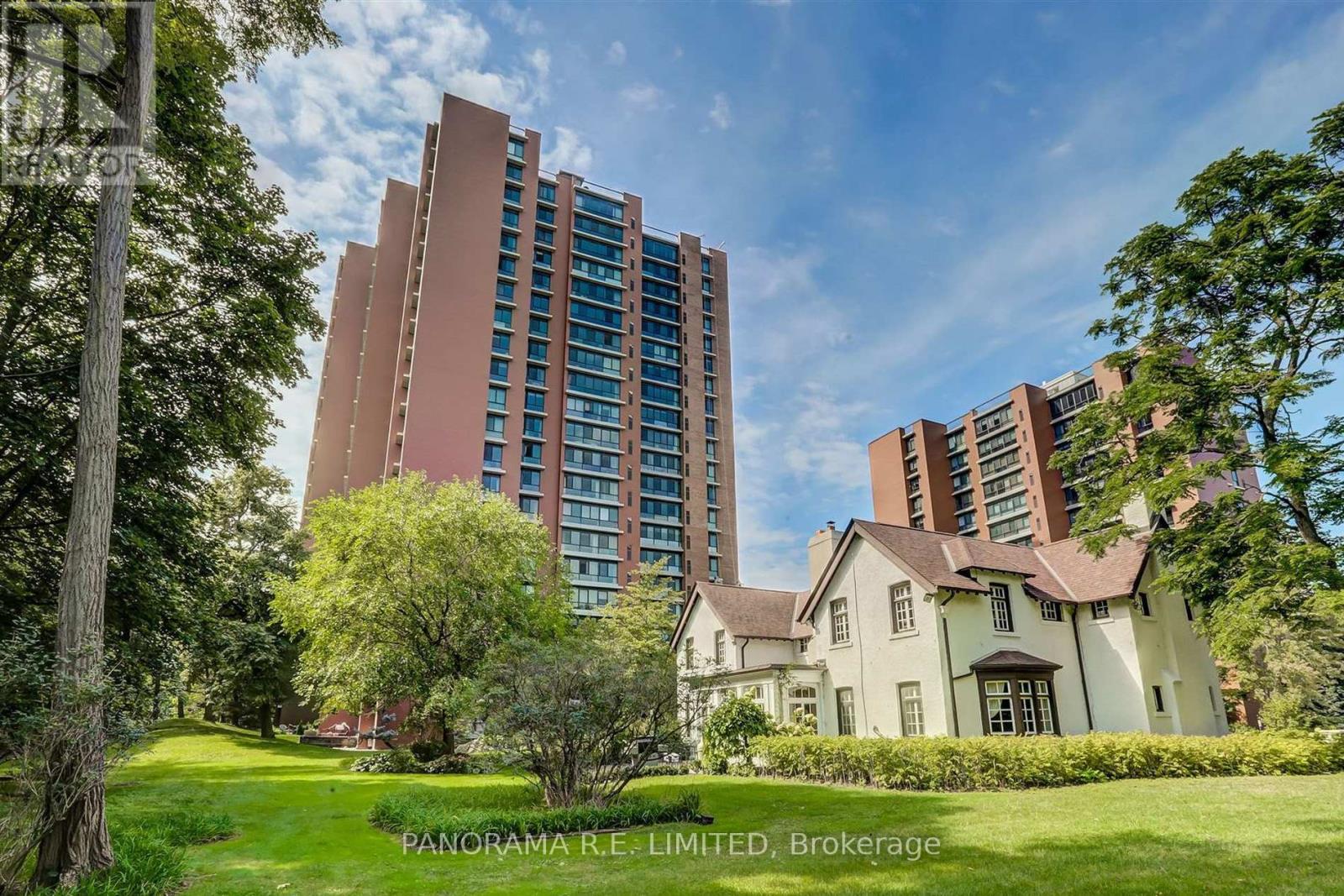 302 - 1400 DIXIE ROAD, Mississauga, Ontario