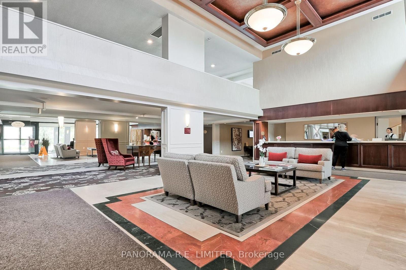 302 - 1400 Dixie Road, Mississauga, Ontario  L5E 3E1 - Photo 4 - W12716888