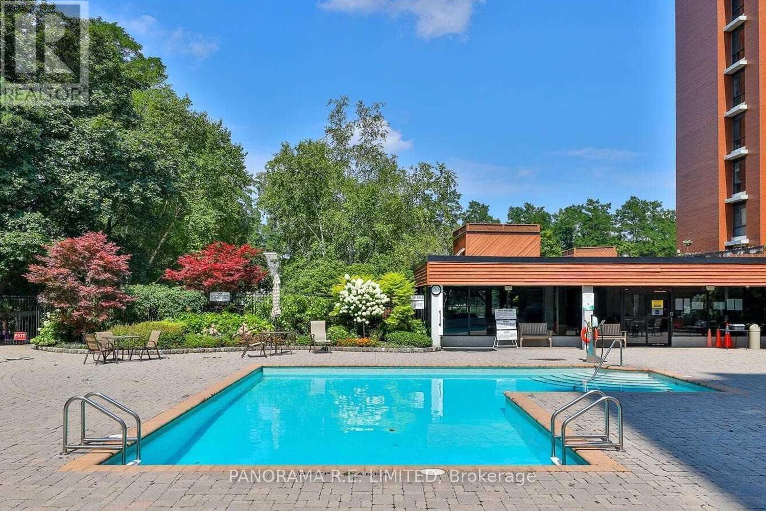 302 - 1400 Dixie Road, Mississauga, Ontario  L5E 3E1 - Photo 8 - W12716888