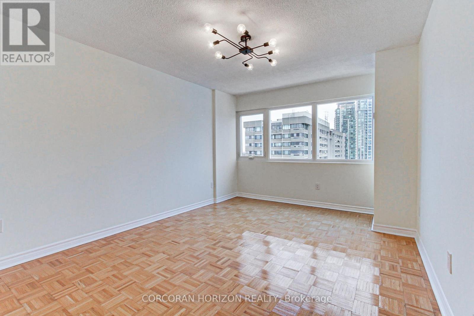 1909 - 1580 Mississauga Valley Boulevard, Mississauga, Ontario  L5A 3T8 - Photo 22 - W12716896