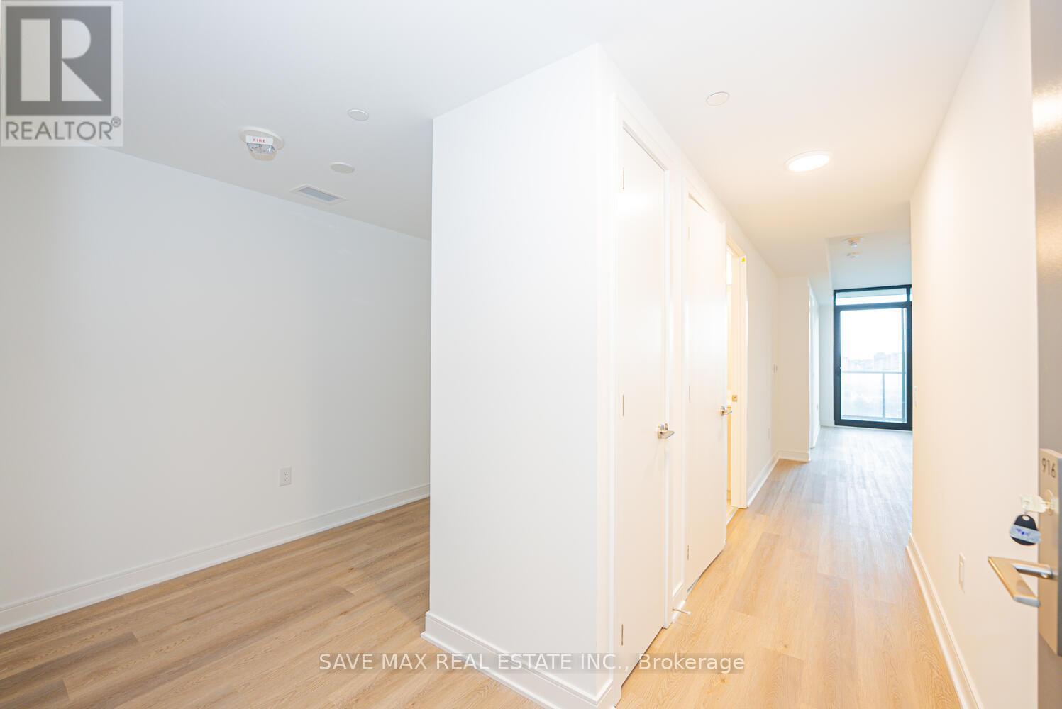 916 - 86 Dundas Street E, Mississauga, Ontario  L5A 1W4 - Photo 8 - W12716944