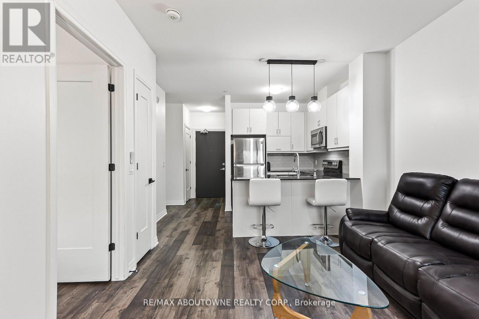 121 - 102 Grovewood Common, Oakville, Ontario  L6H 0X2 - Photo 11 - W12716956