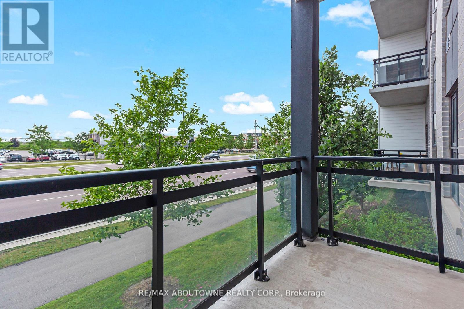 121 - 102 Grovewood Common, Oakville, Ontario  L6H 0X2 - Photo 19 - W12716956