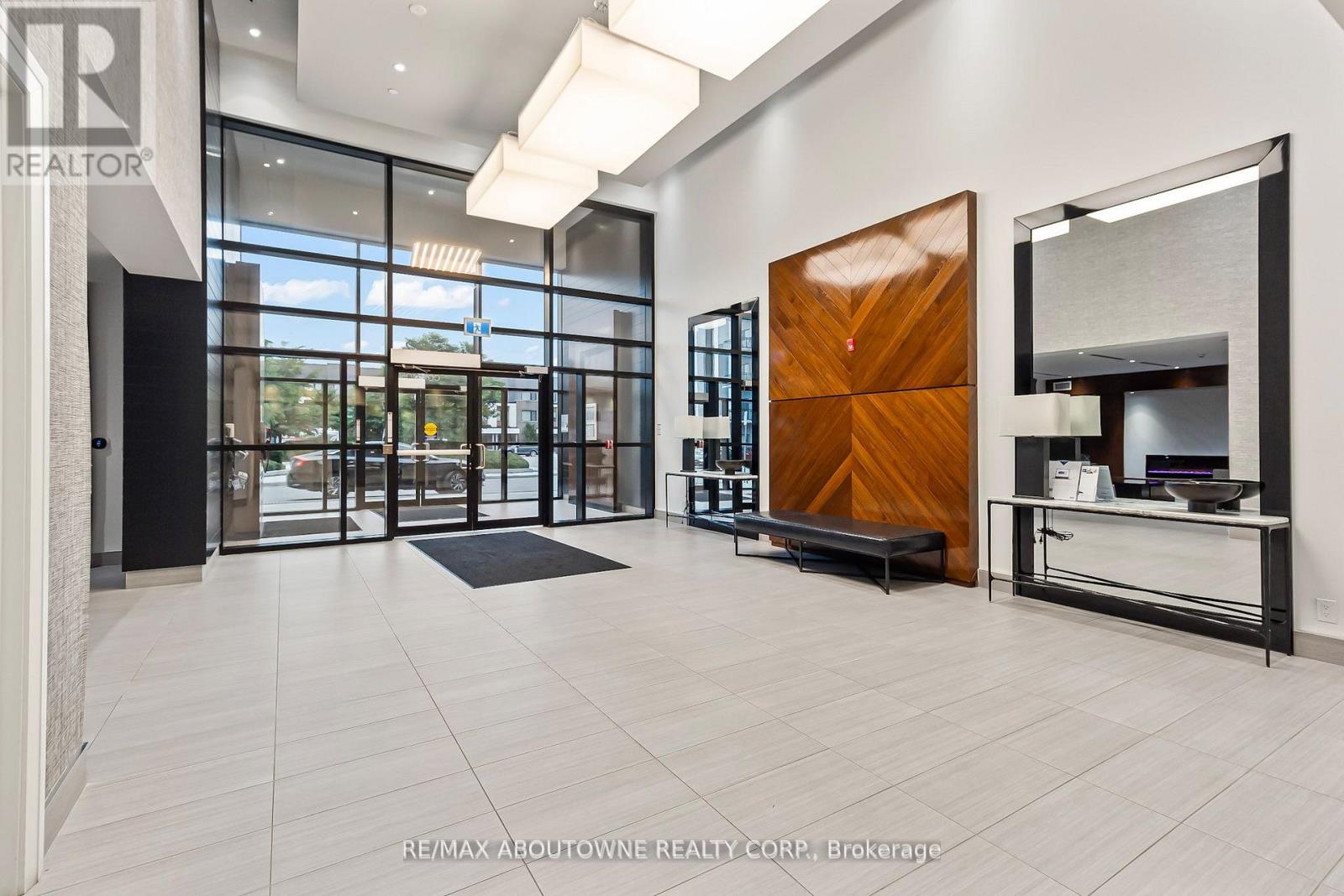 121 - 102 Grovewood Common, Oakville, Ontario  L6H 0X2 - Photo 24 - W12716956