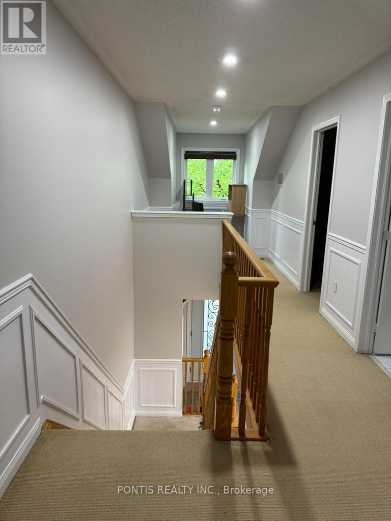 72 Rowland Street, Brampton, Ontario  L7A 1Z9 - Photo 9 - W12716976