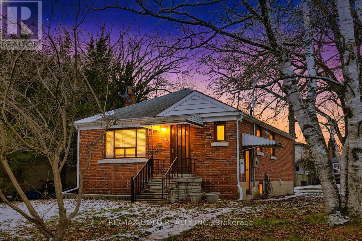 607 DRYMEN CRESCENT, Mississauga, Ontario