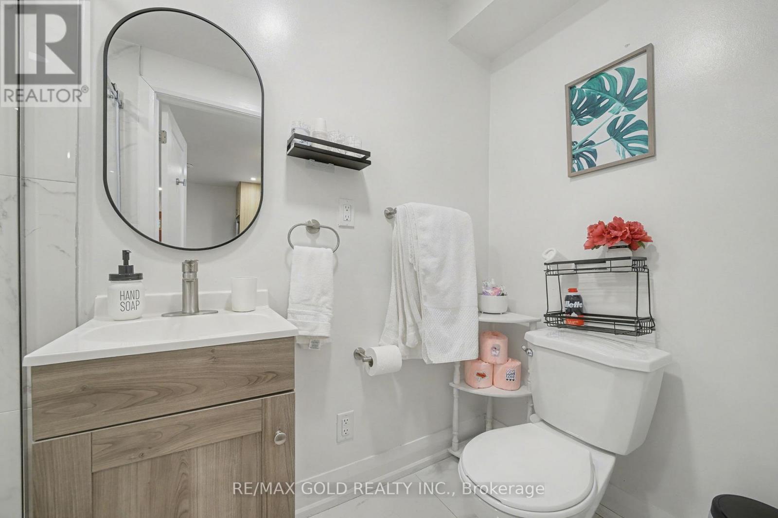 607 Drymen Crescent, Mississauga, Ontario  L5G 2N9 - Photo 13 - W12717026