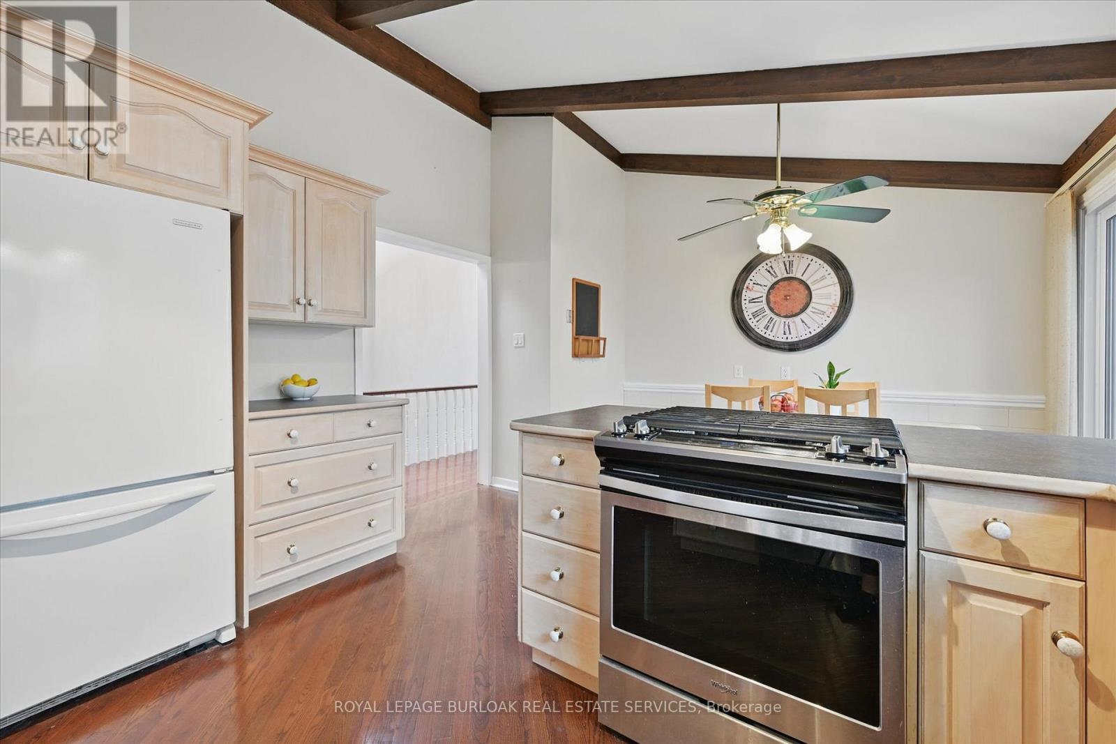 768 King Road, Burlington, Ontario  L7T 3K6 - Photo 14 - W12717048