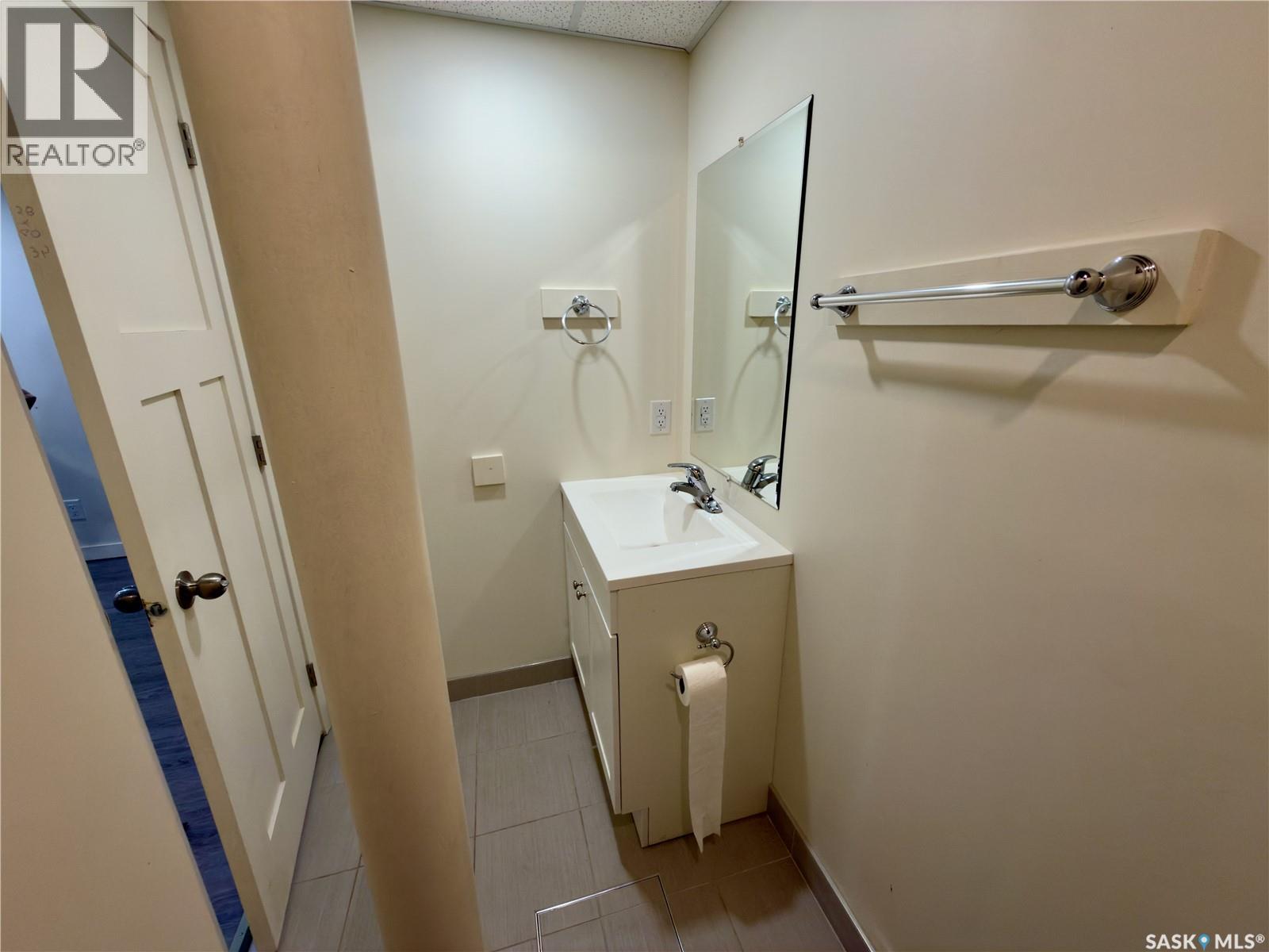 849 2nd Street E, Prince Albert, Saskatchewan  S6V 0G2 - Photo 12 - SK027118