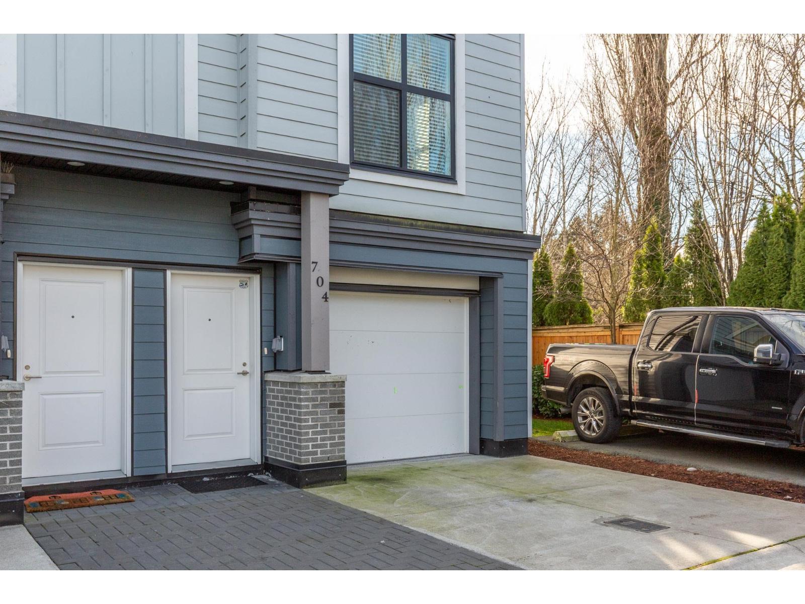 704 2267 Mckenzie Road, Abbotsford, British Columbia V2S 0M9 - Photo 3 - R3081089