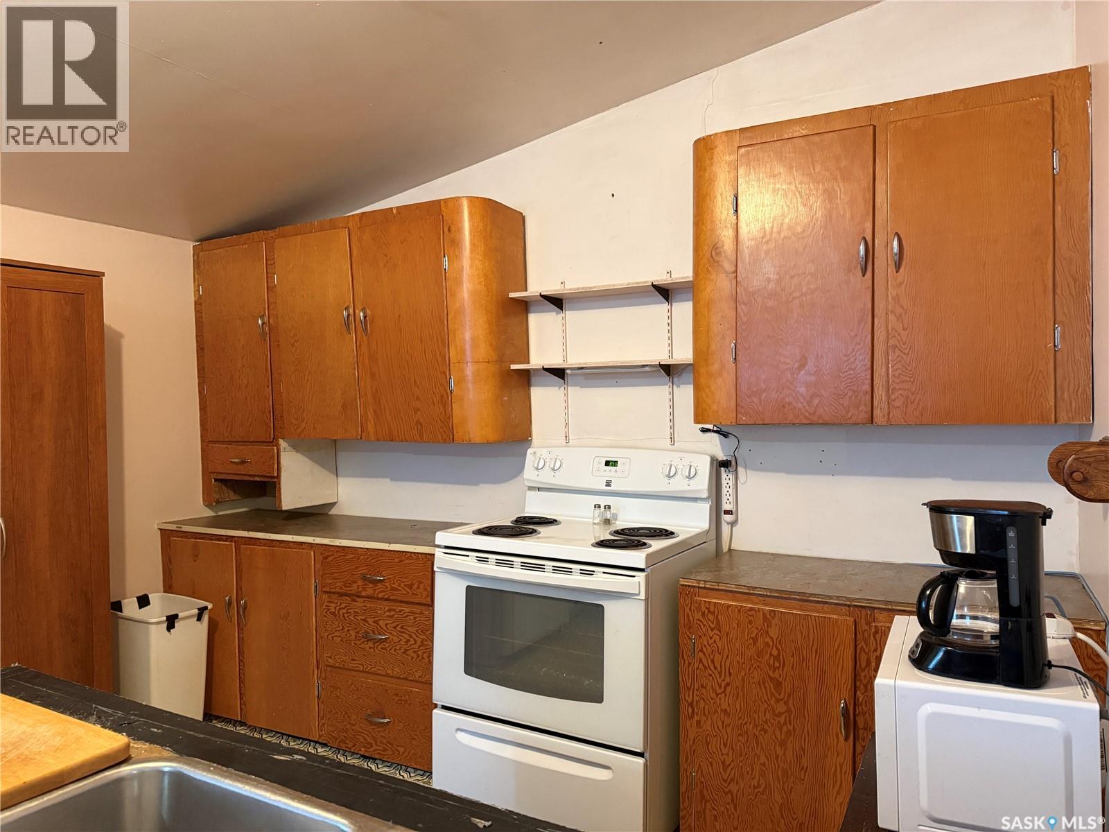 1035 Carleton Street, Moose Jaw, Saskatchewan  S6H 3A3 - Photo 10 - SK027182