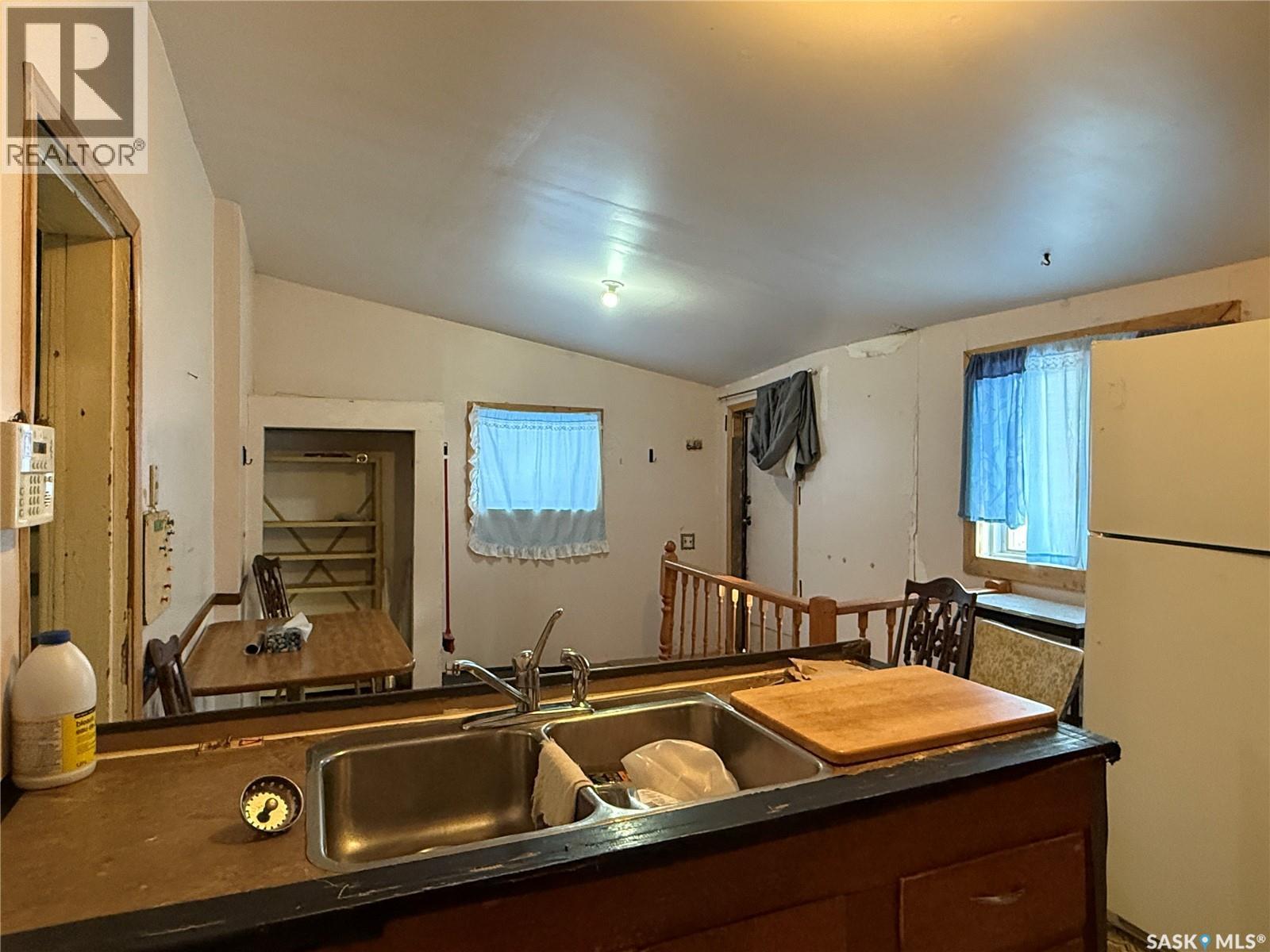 1035 Carleton Street, Moose Jaw, Saskatchewan  S6H 3A3 - Photo 8 - SK027182