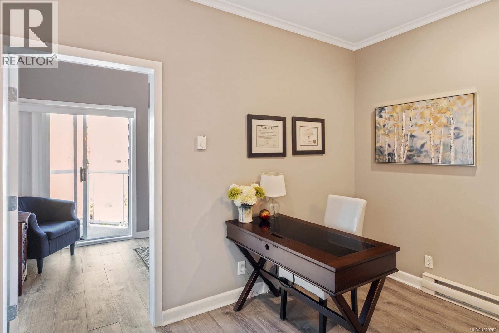 205 1819 Beaufort Ave, Comox, British Columbia  V9M 1R9 - Photo 4 - 1023786