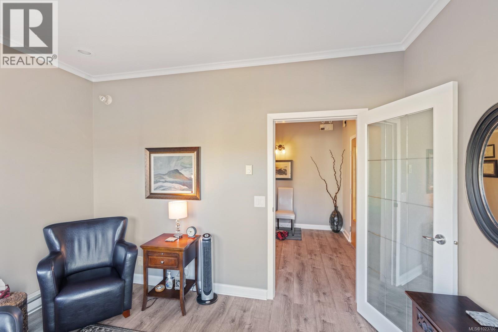 205 1819 Beaufort Ave, Comox, British Columbia  V9M 1R9 - Photo 8 - 1023786