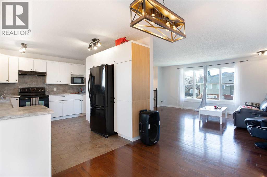 84 Big Springs Hill Se, Airdrie, Alberta  T4A 1L3 - Photo 7 - A2278270