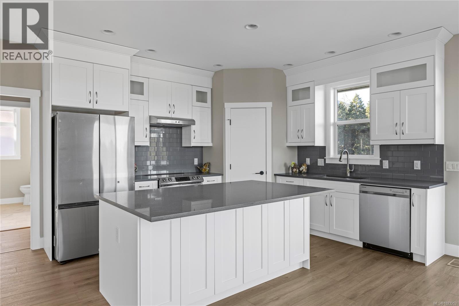 1348 Langara Dr, Nanaimo, British Columbia  V9R 6A8 - Photo 6 - 1023252