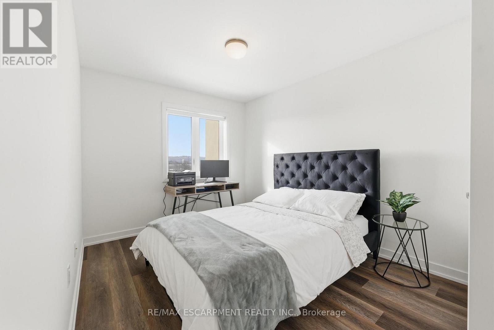 44 - 590 North Service Road, Hamilton, Ontario  L8E 0K5 - Photo 18 - X12716728