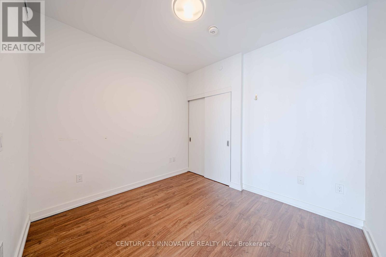 1005 - 15 Wellington Street S, Kitchener, Ontario  N2G 0E4 - Photo 15 - X12716884