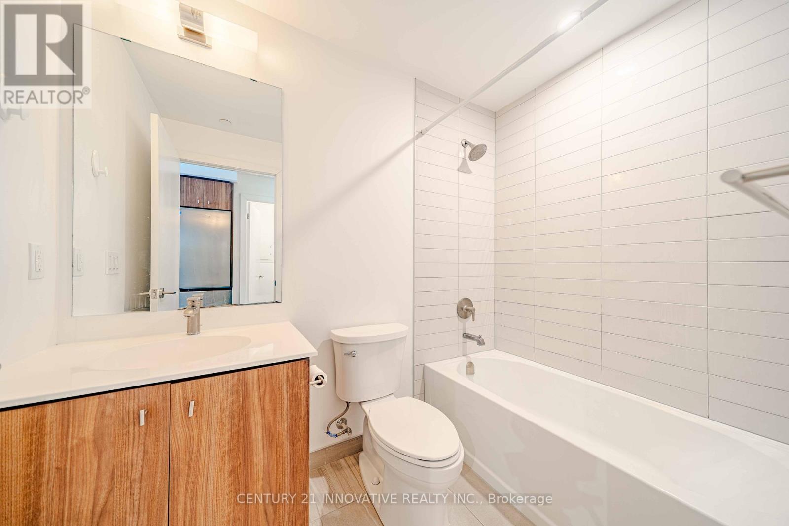 1005 - 15 Wellington Street S, Kitchener, Ontario  N2G 0E4 - Photo 21 - X12716884