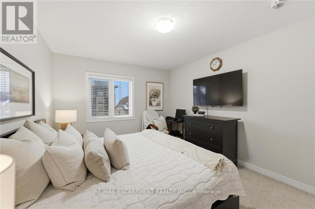 16 Lakefront Drive, Hamilton, Ontario  L8E 0J3 - Photo 14 - X12716890