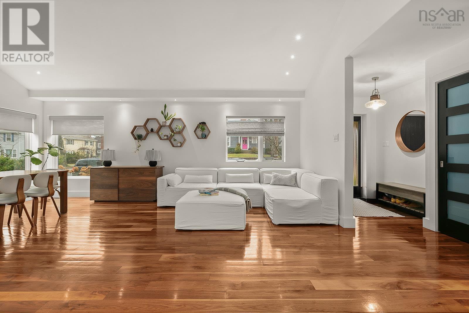 911 Greenwood Avenue, Halifax, Nova Scotia  B2H 3L1 - Photo 11 - 202601227