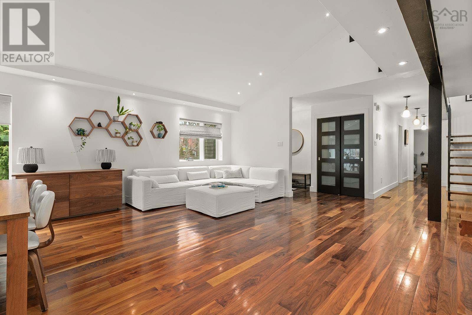 911 Greenwood Avenue, Halifax, Nova Scotia  B2H 3L1 - Photo 12 - 202601227