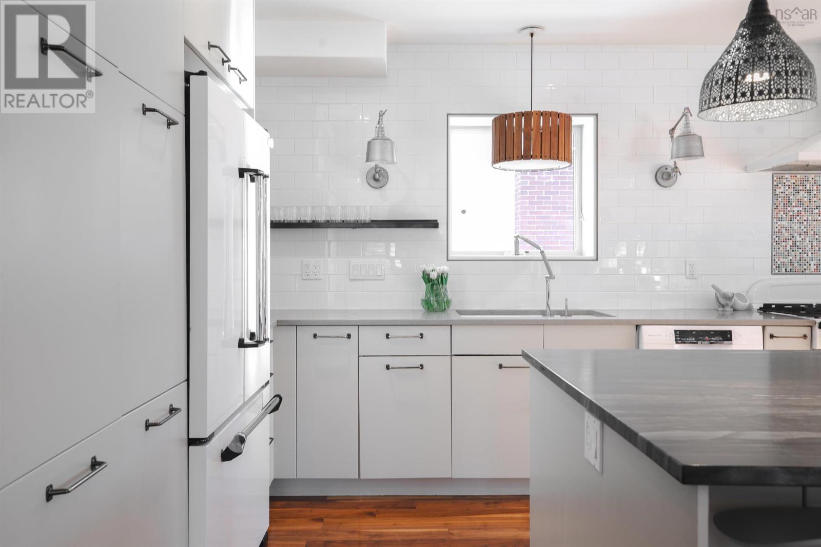 911 Greenwood Avenue, Halifax, Nova Scotia  B2H 3L1 - Photo 18 - 202601227