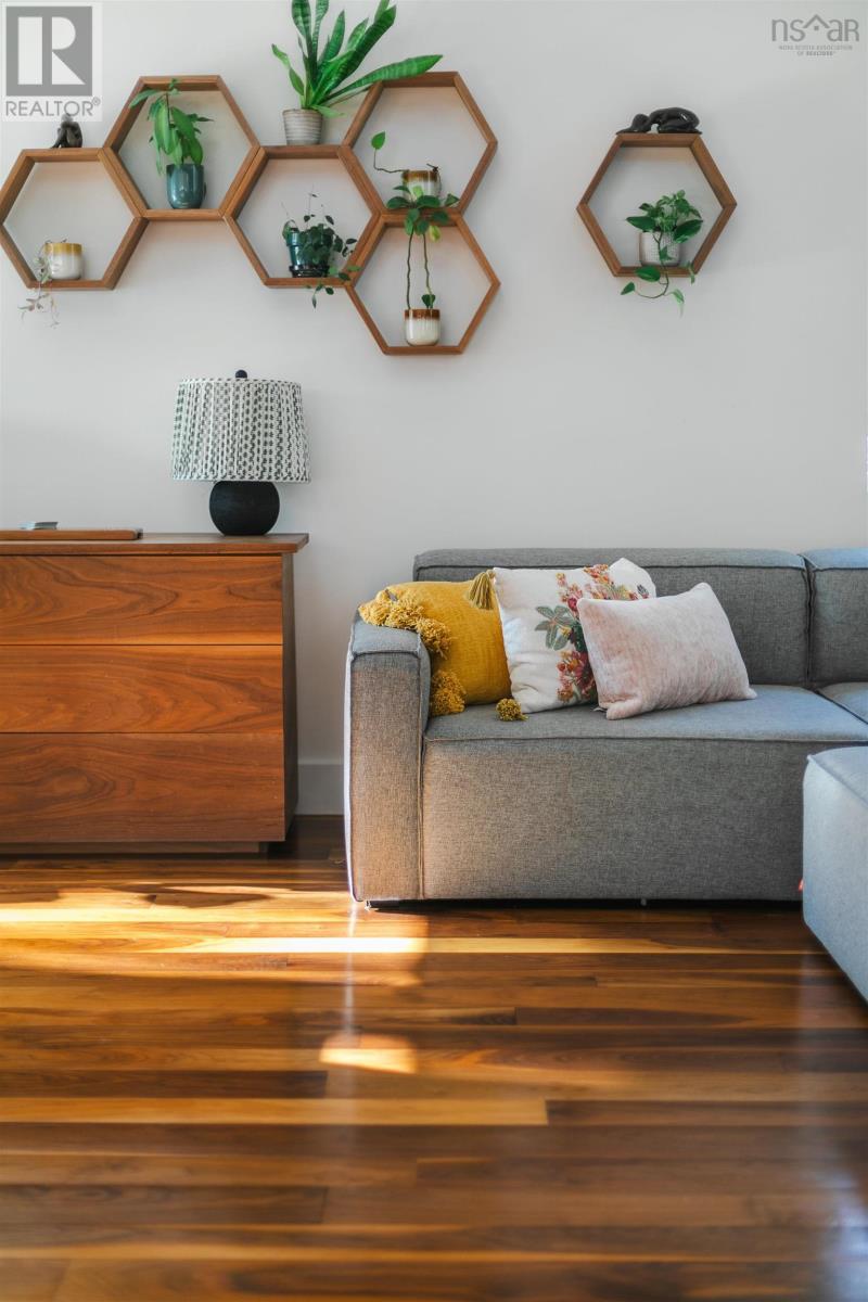 911 Greenwood Avenue, Halifax, Nova Scotia  B2H 3L1 - Photo 45 - 202601227