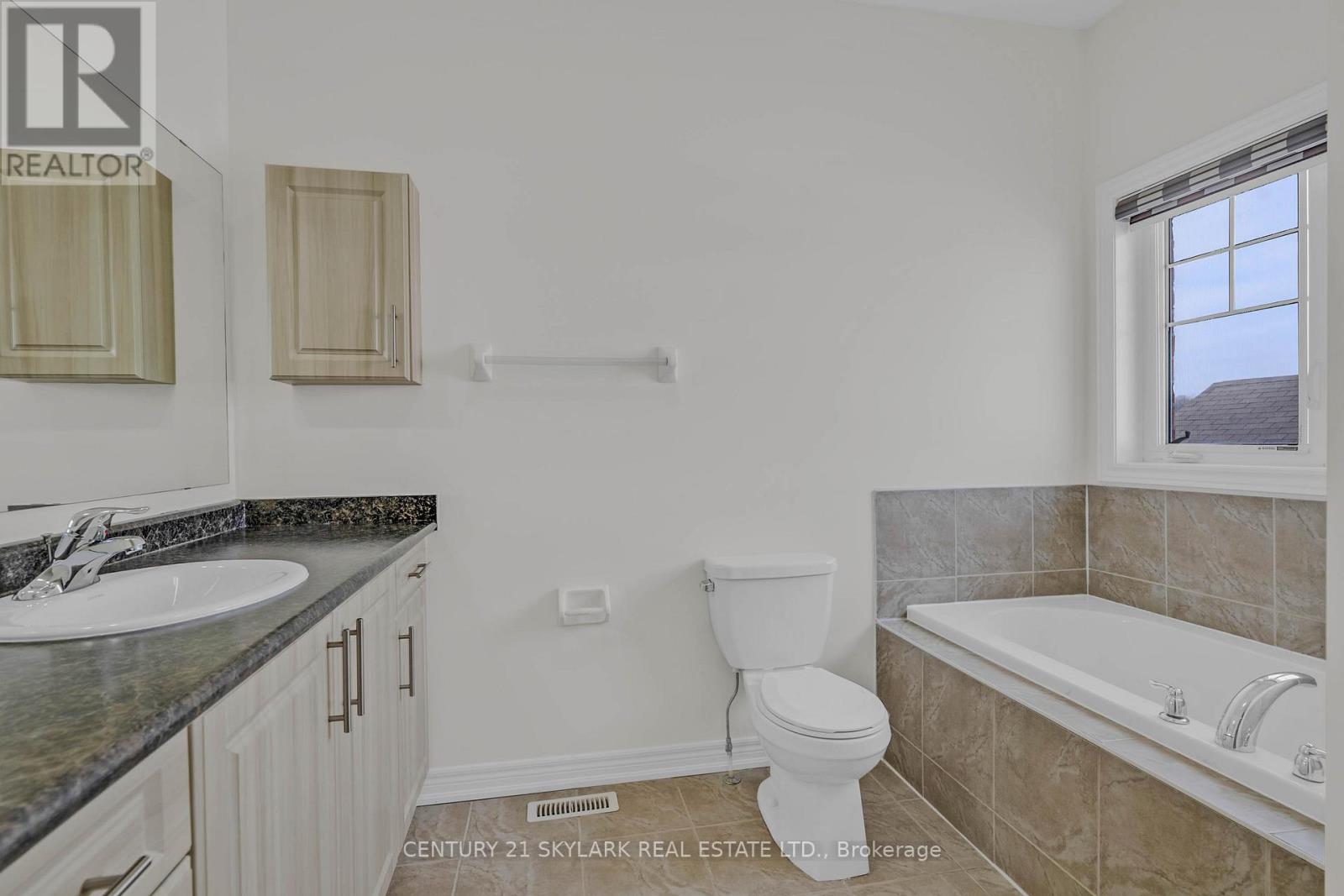 4 Primo Road, Brampton, Ontario  L7A 3Y1 - Photo 12 - W12689370