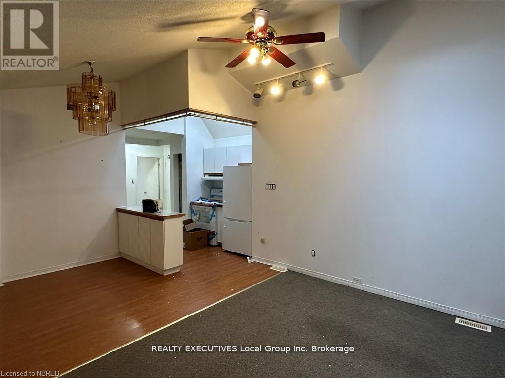 510 Valois Drive, Mattawa, Ontario  P0H 1V0 - Photo 20 - X12717114