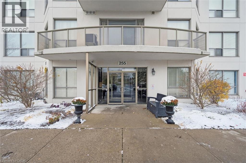 255 Keats Way Unit# 706, Waterloo, Ontario  N2L 6N6 - Photo 2 - 40799953