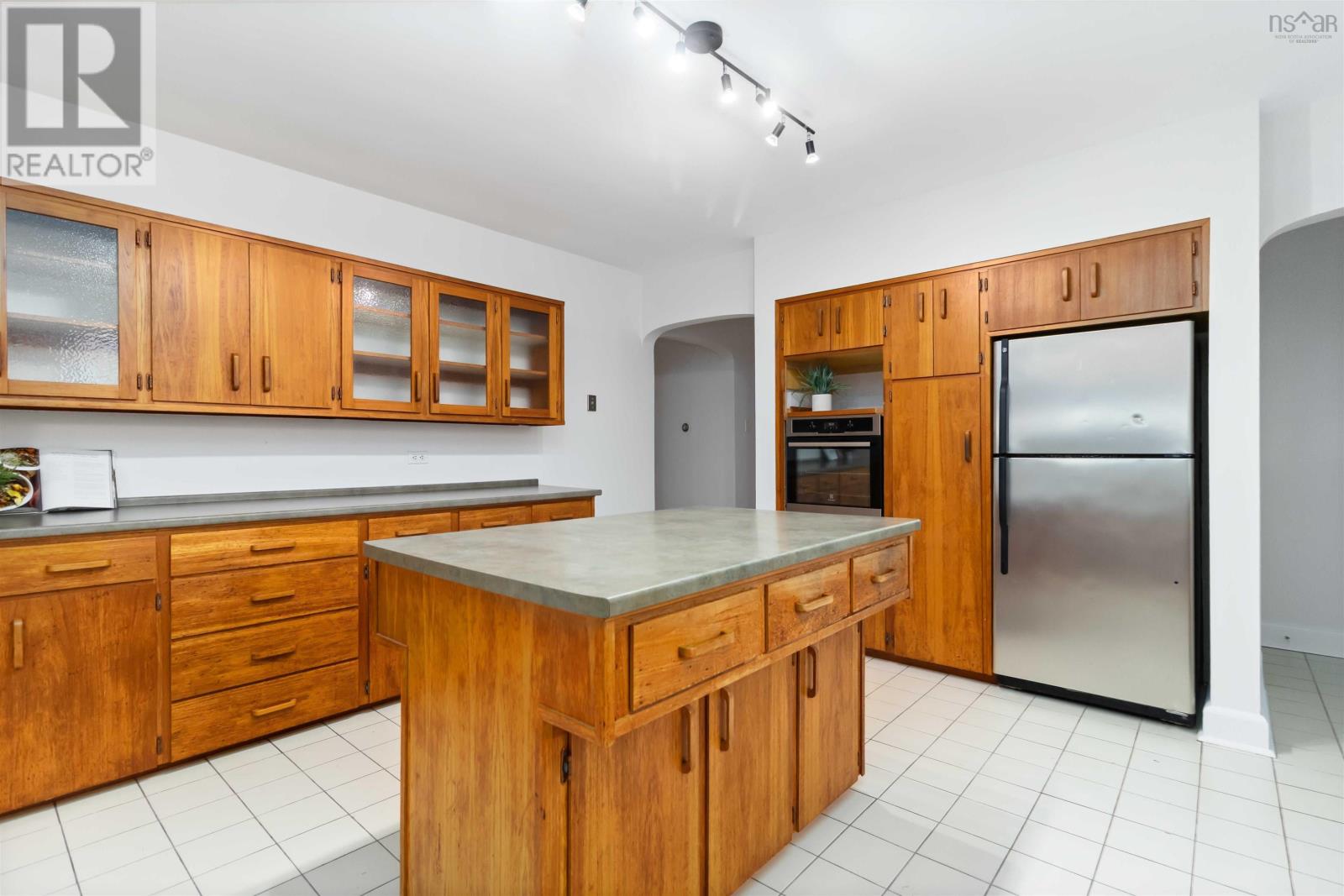 11 Lindsay Hill, Bedford, Nova Scotia  B4A 1N5 - Photo 16 - 202601226