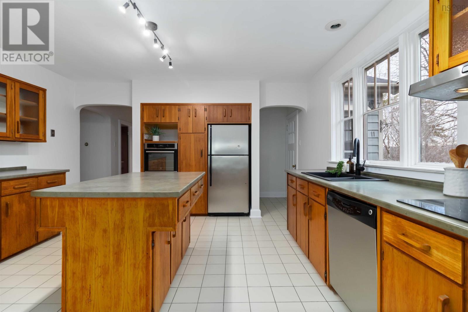 11 Lindsay Hill, Bedford, Nova Scotia  B4A 1N5 - Photo 15 - 202601226