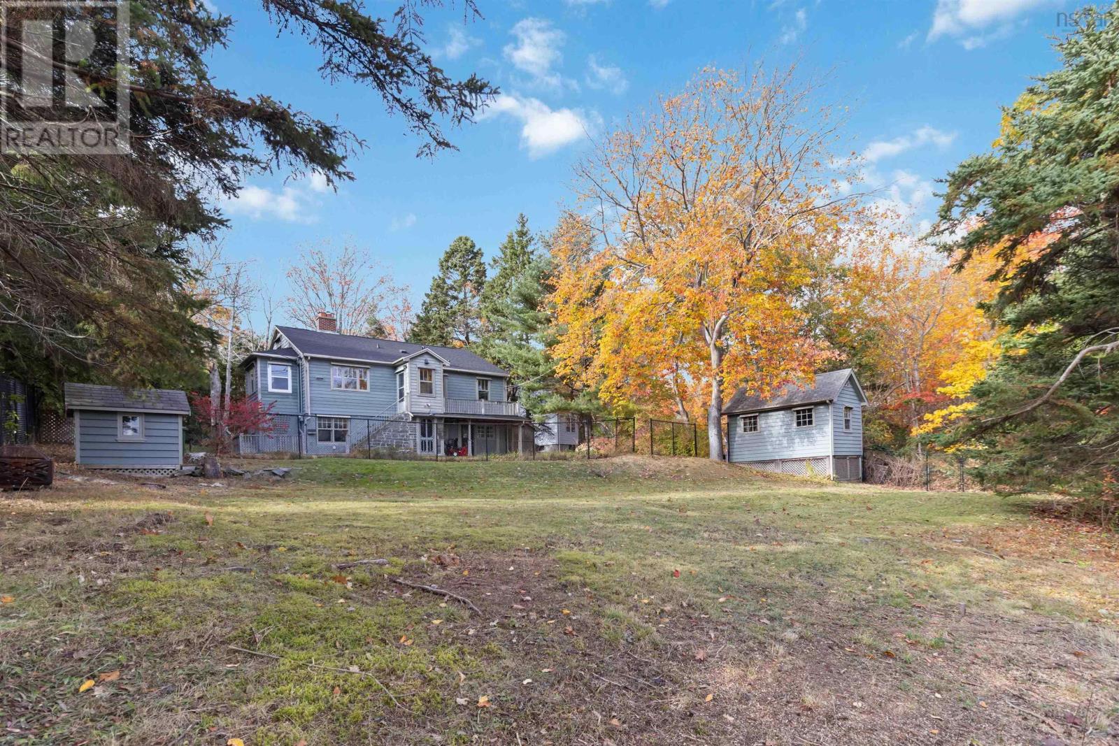 11 Lindsay Hill, Bedford, Nova Scotia  B4A 1N5 - Photo 2 - 202601226