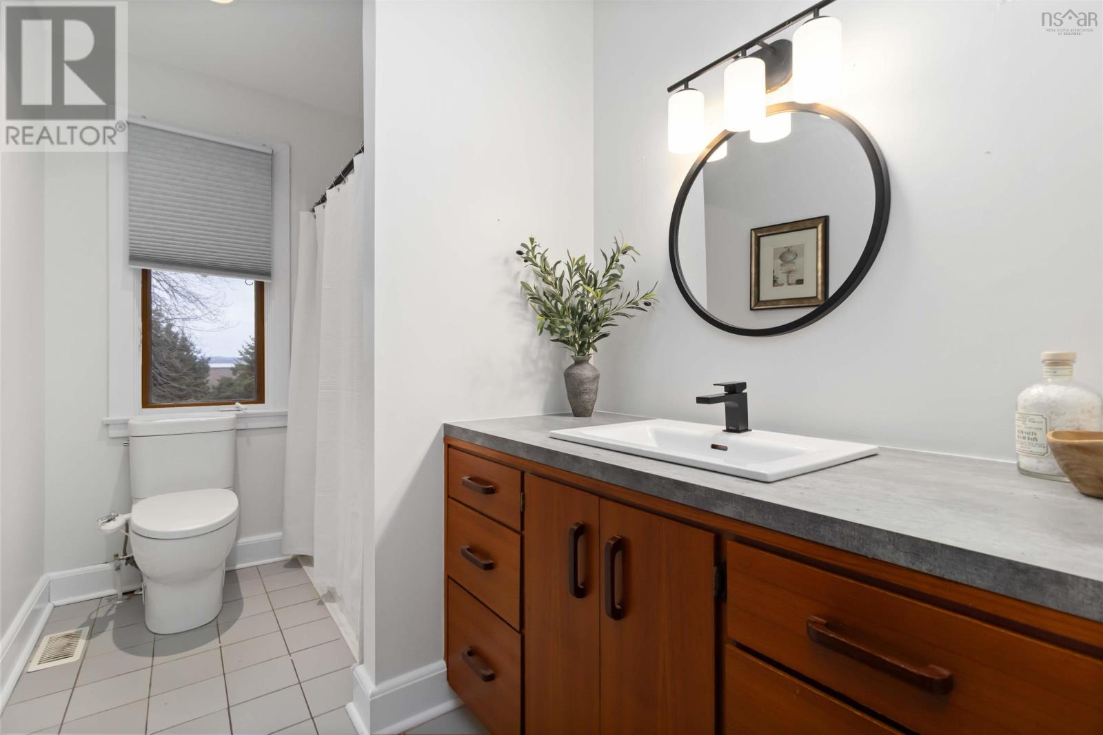 11 Lindsay Hill, Bedford, Nova Scotia  B4A 1N5 - Photo 28 - 202601226